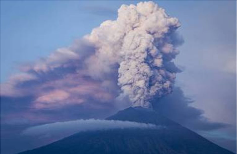 Στο μέγιστο το επίπεδο συναγερμού το Μπαλί λόγω του ηφαιστείου Αγκούνγκ